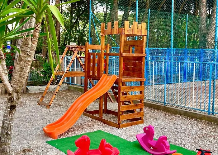 فندق Club Vacanze In