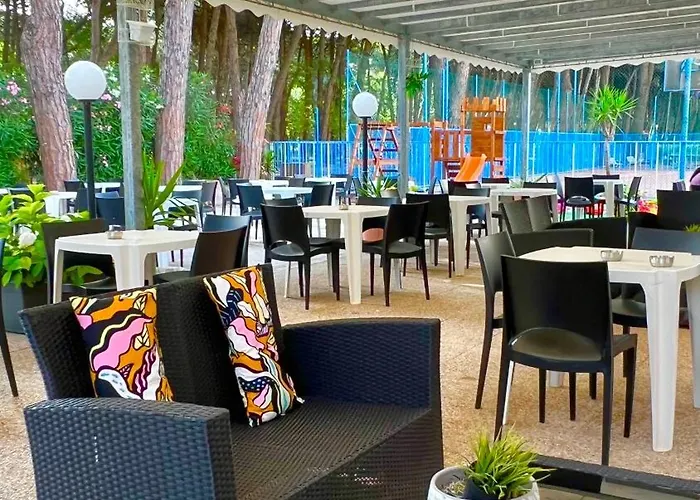 فندق Club Vacanze In