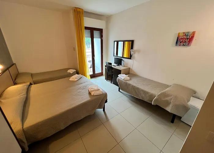 فندق Club Vacanze In