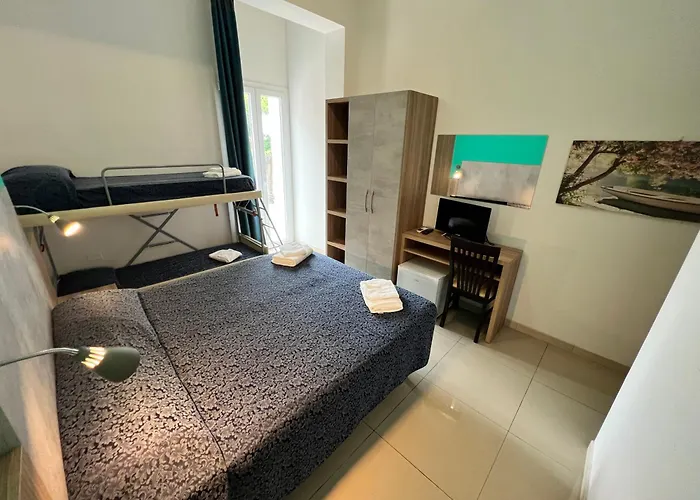 فندق Club Vacanze In تّشيرفييا