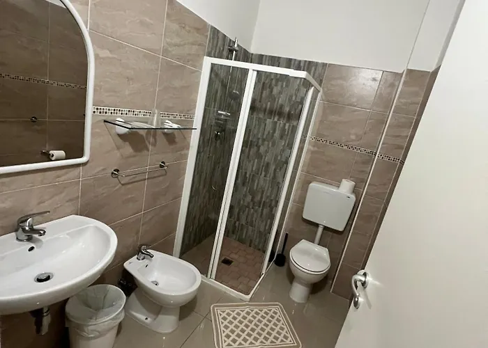 Club Vacanze In * تّشيرفييا