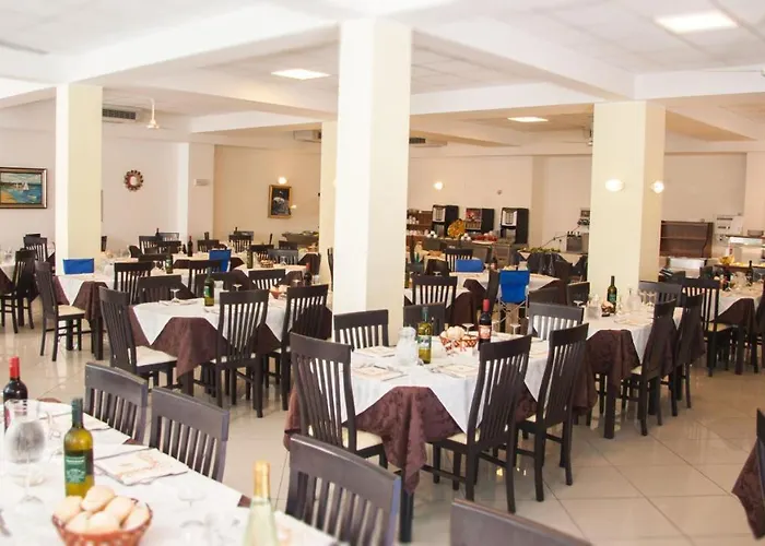 Club Vacanze In تّشيرفييا