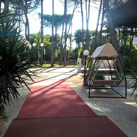 Club Vacanze In * تّشيرفييا
